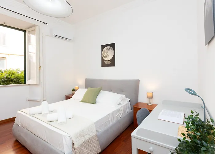 Faleria Second By Rental In Rome